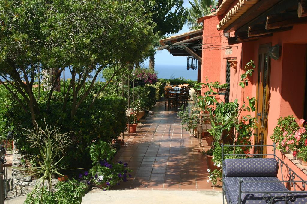 Agriturismo Ruralia Santa Domenica  Exteriér fotografie